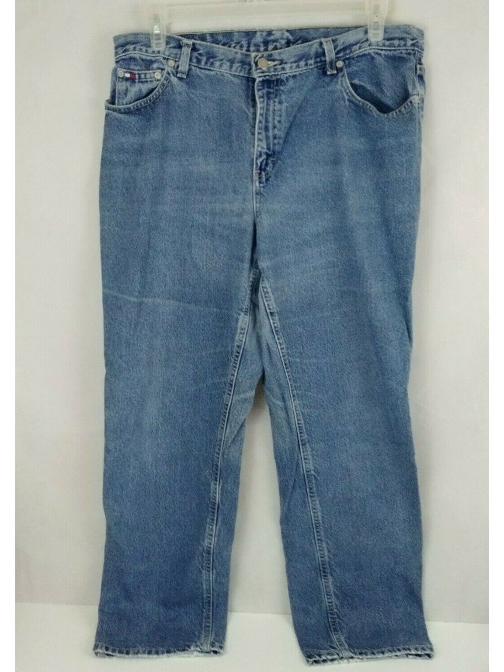 Tommy Hilfiger Women's Light Wash Distressed Jeans Size 16 R/31